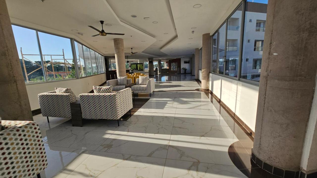 Hotel Santa Sofia Puerto Salgar Ngoại thất bức ảnh